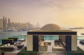 فندق هيلتون دبي نخلة جميرا