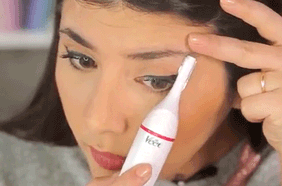 بالفيديو، حواجب مستقيمة أو مقوسة؟ ما هي الرسمة الأنسب بحسب شكل وجهك؟