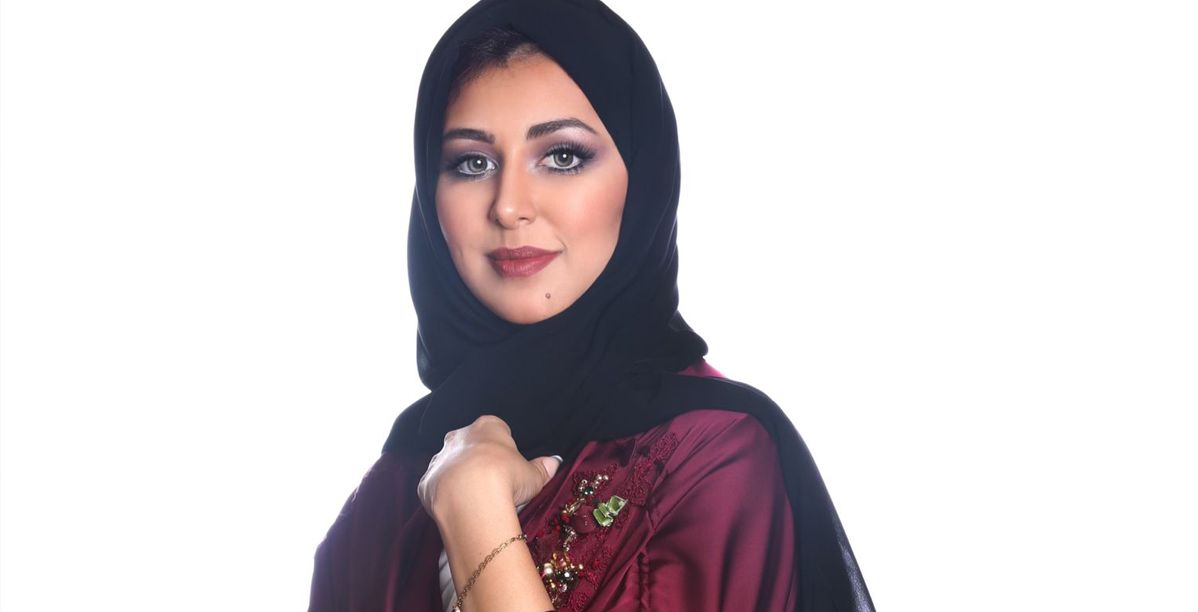 المصممة السعودية سمر راضي تكشف لنا سر فساتين الزفاف لا تبطل موضتها
