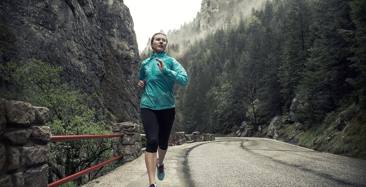 تفسير حلم نزول المطر بغزارة للعزباء ودلالاته