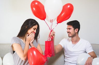 أجمل عبارات غزل عبر تويتر لتقدميها للحبيب