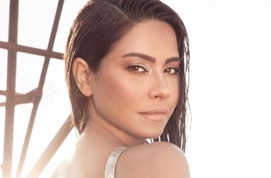 شيرين عن إليسا: "بحسها واخدة شيكات على الناس لما بتغني"