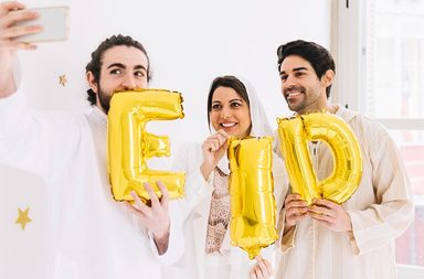 اختيارات السعوديين في إجازة عيد الفطر لعام 2025 تتجه نحو الزيارات العائلية والترفيه والتسوق