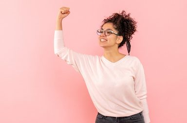 عبارات ثقة بالنفس قوية للبنات