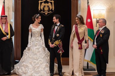 زفاف الامير الحسين ورجوة ال سيف