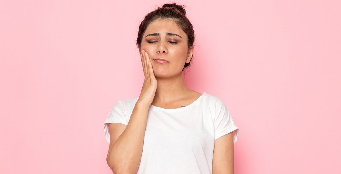 وقوع الضرس في المنام للمتزوجة