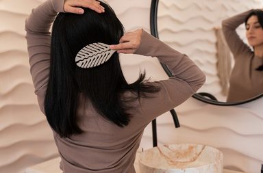 مدة وضع الحناء على الشعر الأبيض