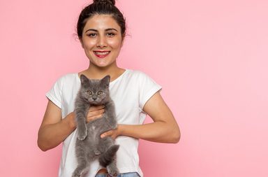 رؤية القطط في المنام للمتزوجة