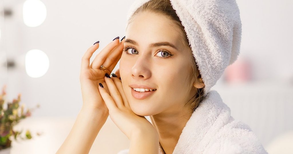 طريقة العناية بالبشرة