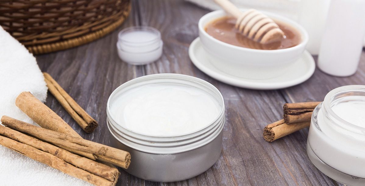 كريمات ترطيب الشعر الجاف