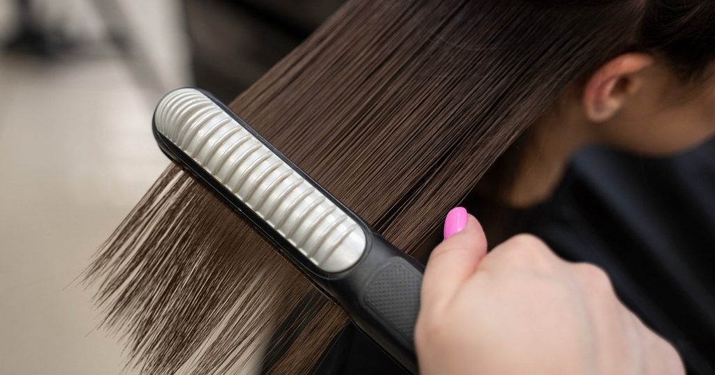 علاج الشعر بالكيراتين