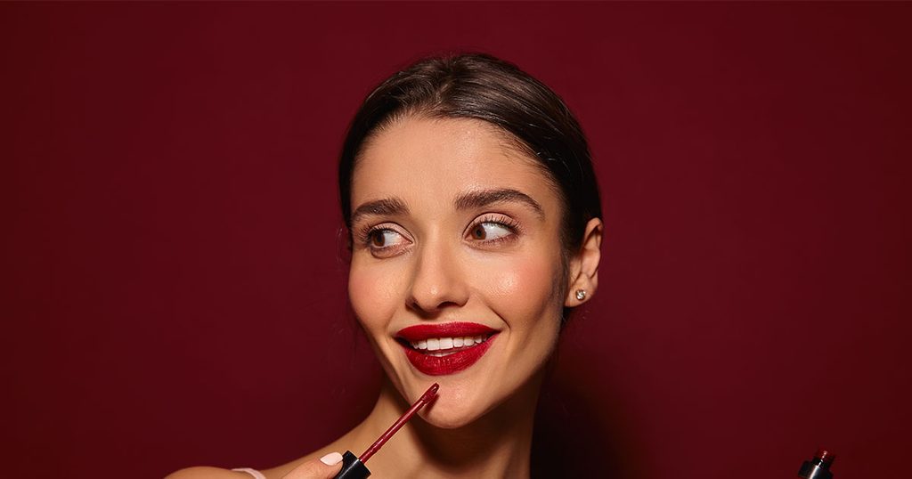 نصائح لاختيار احمر الشفاه