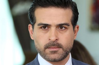 لماذا لم يتزوج محمود نصر حتى الآن؟