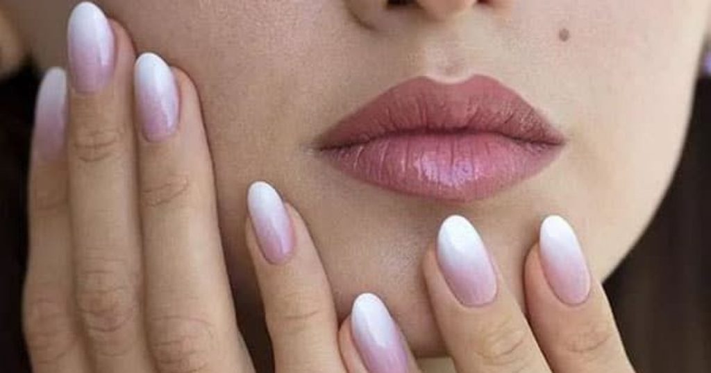 نصائح للحصول على أظافر أومبري