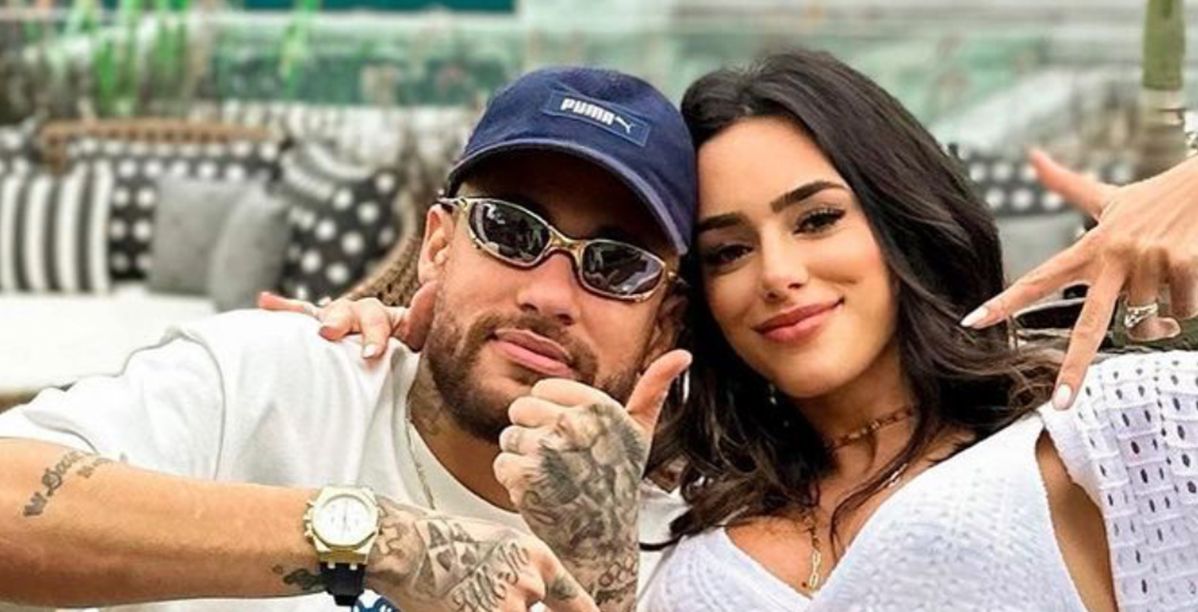 خيانة نيمار علنيّة والجمهور ينتقده وبرونا تخرج عن صمتها