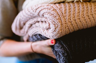 كيفية تنظيف الحبر من الملابس