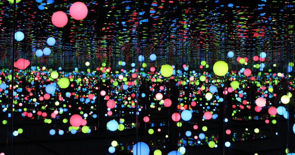 YAYOI KUSAMA - BRILLIANCE OF THE SOULS