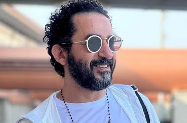 أحمد حلمي يتحدث للمرة الأولى عن طفولته وعلاقته بوالده