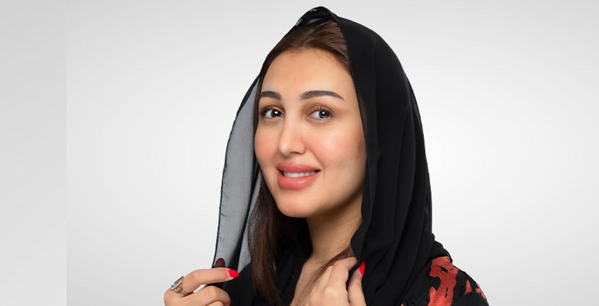 المؤثرة السعودية يوشا السياري تشارك متابعيها نتيجة إزالة اللغلوغ
