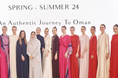 عرض أزياء أمل الرئيسي