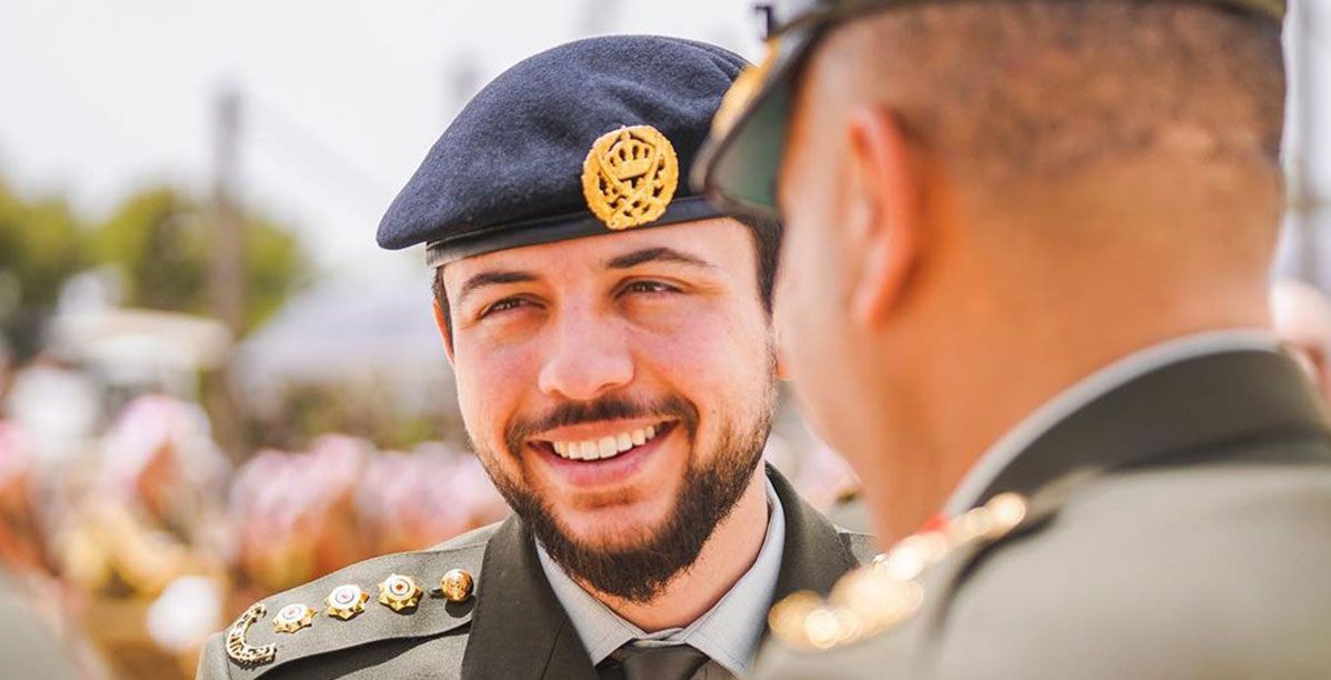 ولي عهد عربي أكثر جمالا من الأمير الحسين