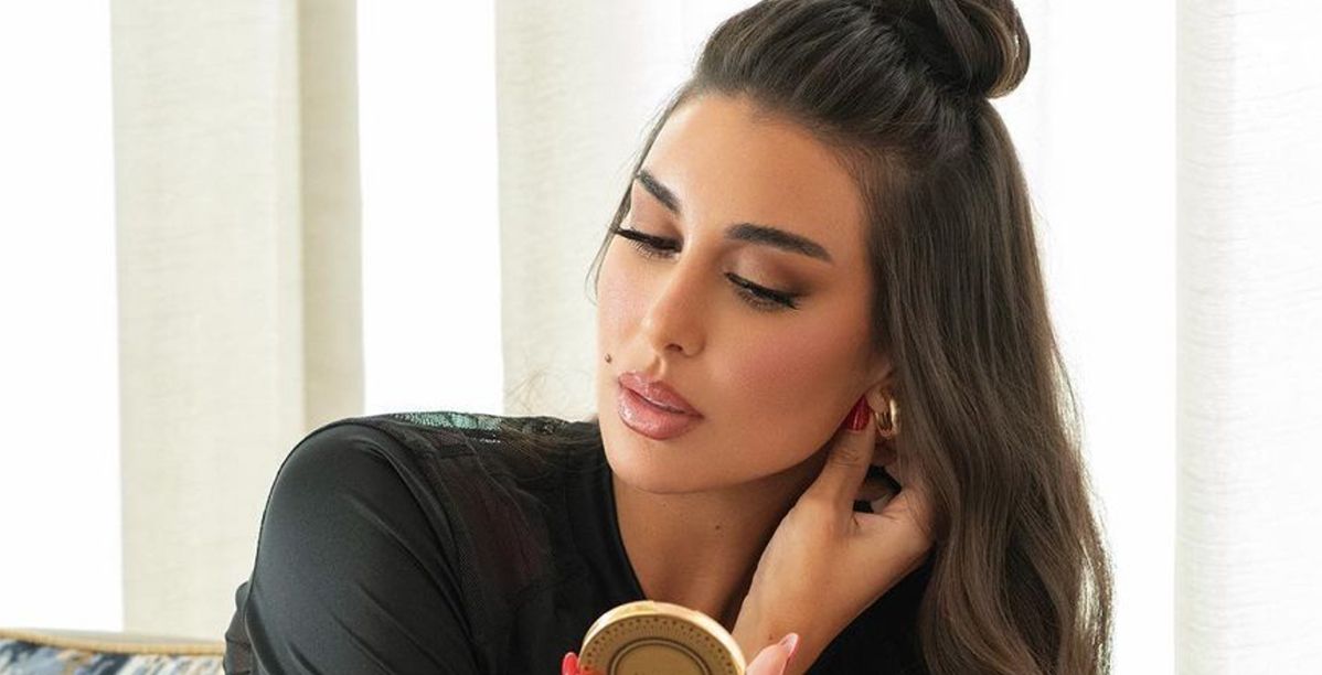 ياسمين صبري تمارس الصيد مع شقيقها والأخير يخطف الأنظار