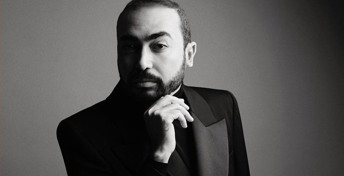 مصمم الأزياء السعودي محمد آشي ومسيرة تسطرها النجاحات وإنجازات وصلت للعالمية