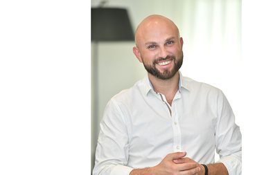 الدكتور أندريه صالح يكشف لياسمينة عن نهج 4D الجديد للجمال
