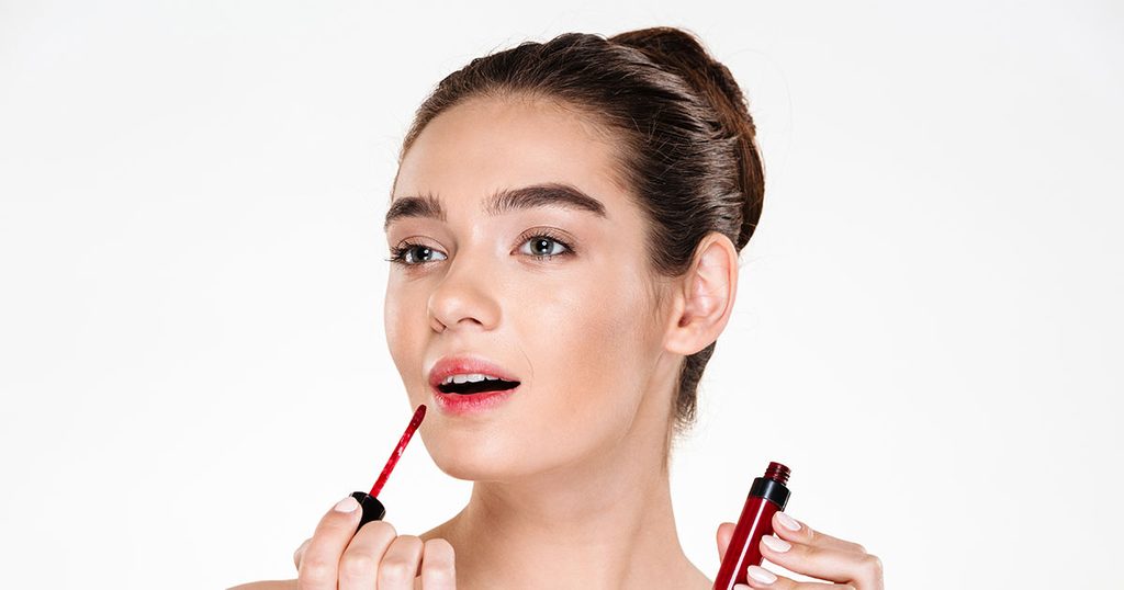 مكون لتنعيم الشفاه