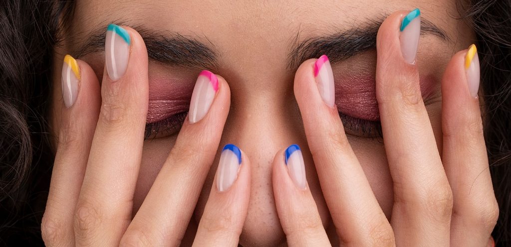 طريقة العناية بالاظافر