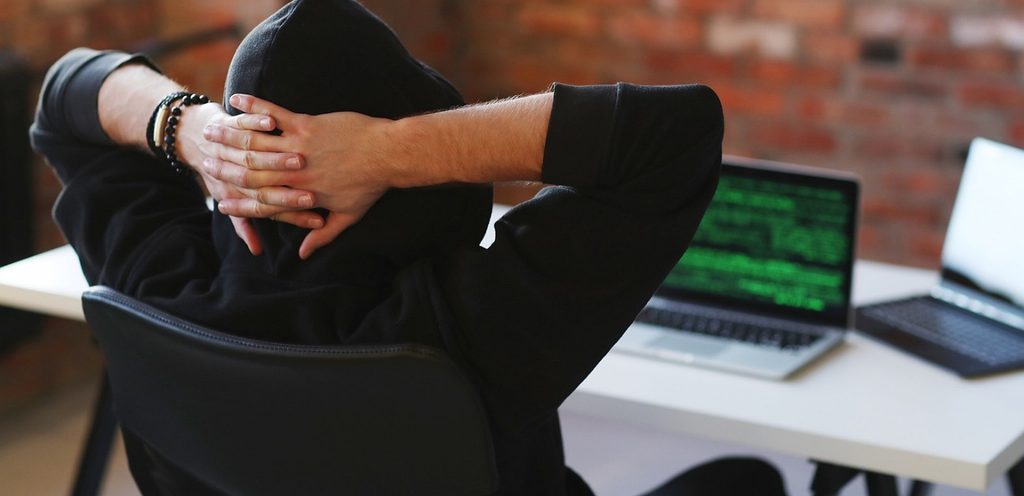 كلية الامن السيبراني