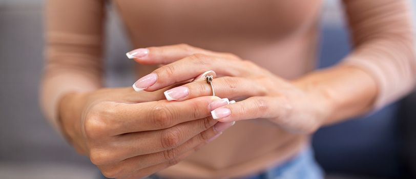 اختبار: هل تندمين على حبك للشريك؟