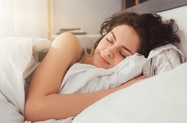 7 أضرار، 6 مخاطر و 5 كوارث … عدد ساعات النوم في دراسات مثبتة يوثقها "الخضيري"