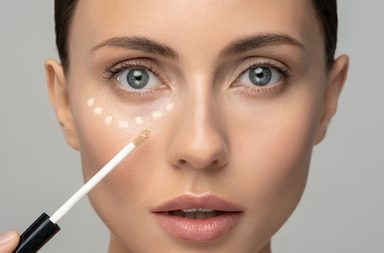 الأساس والكونسيلر: خطوات لتطبيق مثالي يدوم طوال اليوم