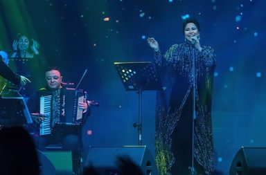 شيرين ترد بالفيديو على أحد المعجبين بطريقة عفوية بعد تشبيهها بنانسي عجرم