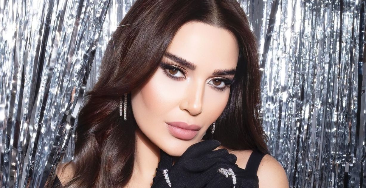 سيرين عبد النور تعايد نفسها بإطلالة تضج أنوثة