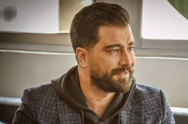 بعد معتصم النهار نجمتان عربيتان تدخلان عالم الغناء