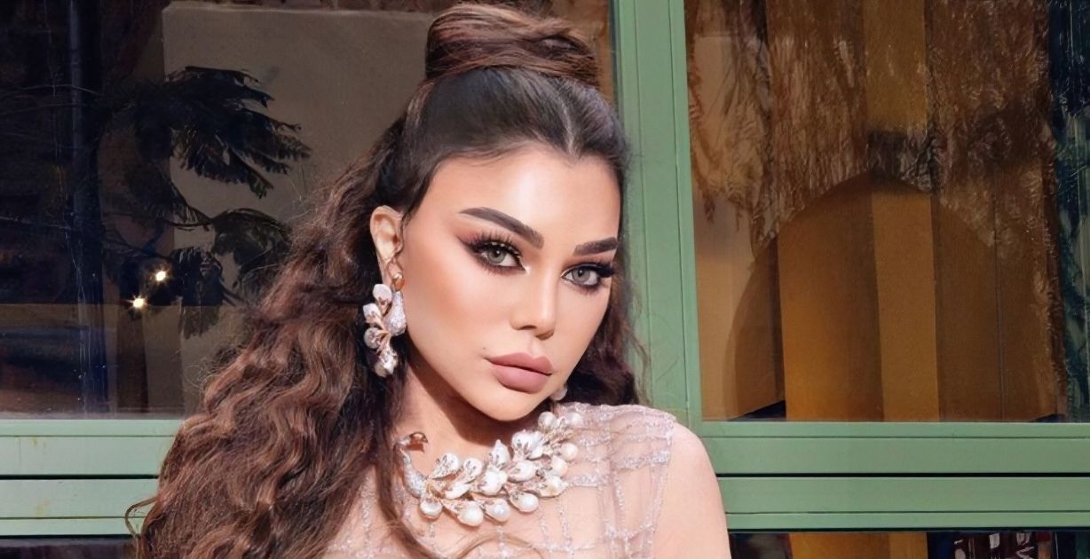 هيفاء وهبي تستعرض جمالها في باريس وإطلالتها حديث المتابعين