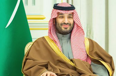 ياسمينة تعايد ولي العهد السعودي بيوم ميلاده وتستعرض إنجازات المرأة السعودية بفضل دعمه