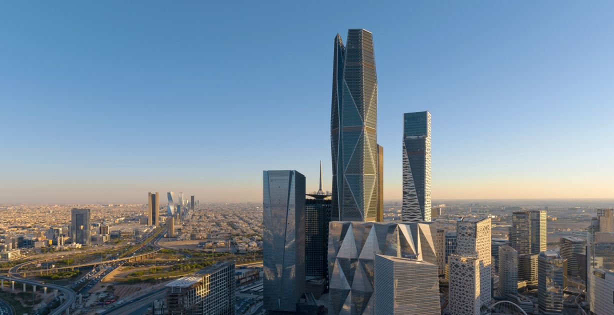ناطحة السحاب الأطول في العالم قيد الإنشاء في الرياض