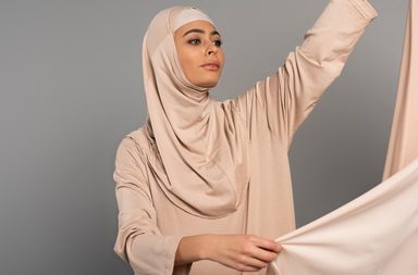 طريقة لبس الحجاب الكويتي
