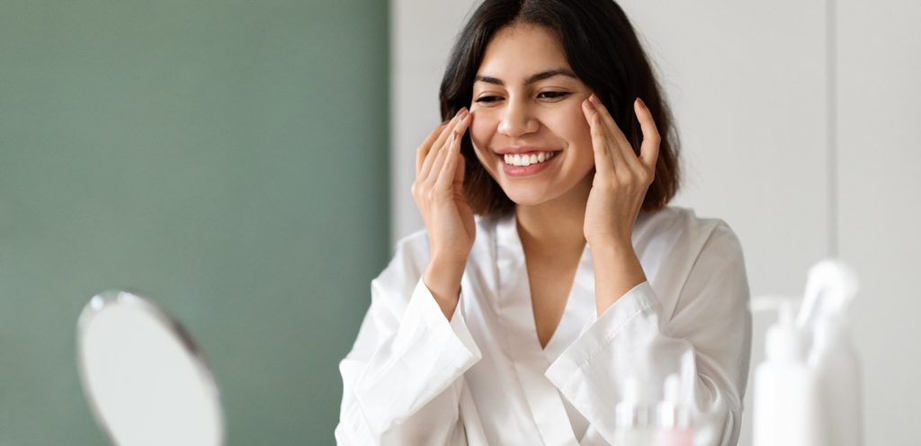 طرق المحافظة على نضارة بشرتك أثناء الصوم خلال شهر رمضان