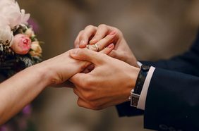 تصميم كرت زواج جزء أساسي من تحضيرات الزفاف.. إليكِ أهم النصائح!