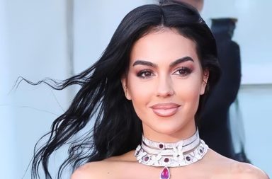 جورجينا رودريغيز تكشف أسرارًا شخصية عن حياتها مع كريستيانو للمرة الأولى