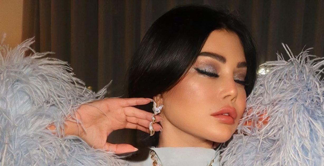 هيفاء وهبي تتألق بقفطان فخم يحمل اسمها وهذا سعره!