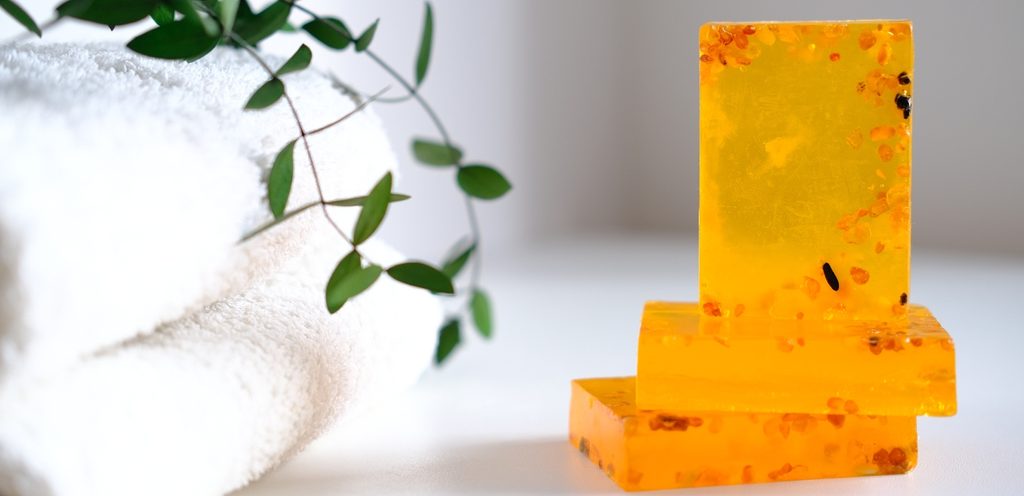 فوائد صابونة الكركم