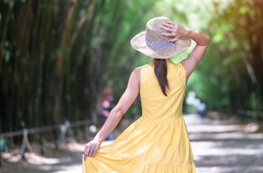 تنسيقات فستان اصفر