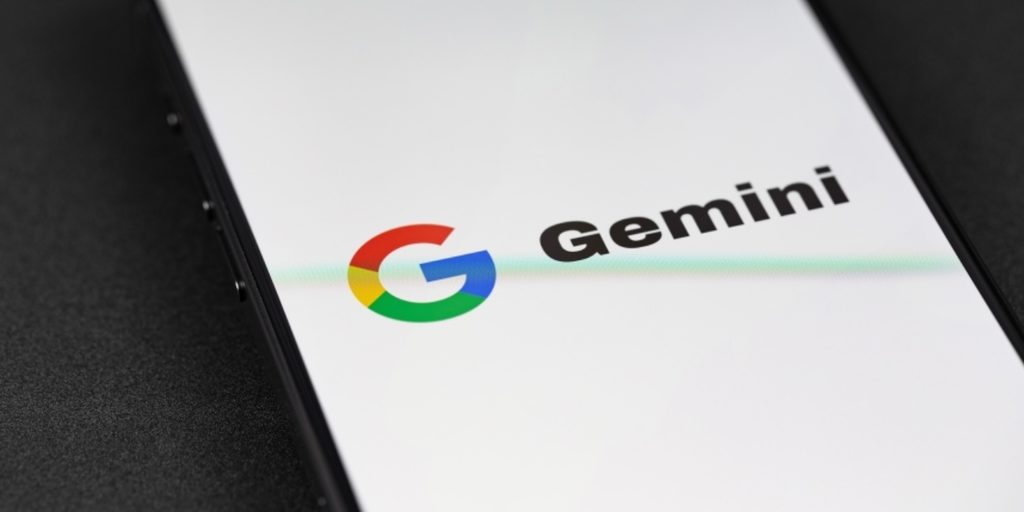 غوغل تطلق تطبيق Gemini للموبايل باللغة العربية