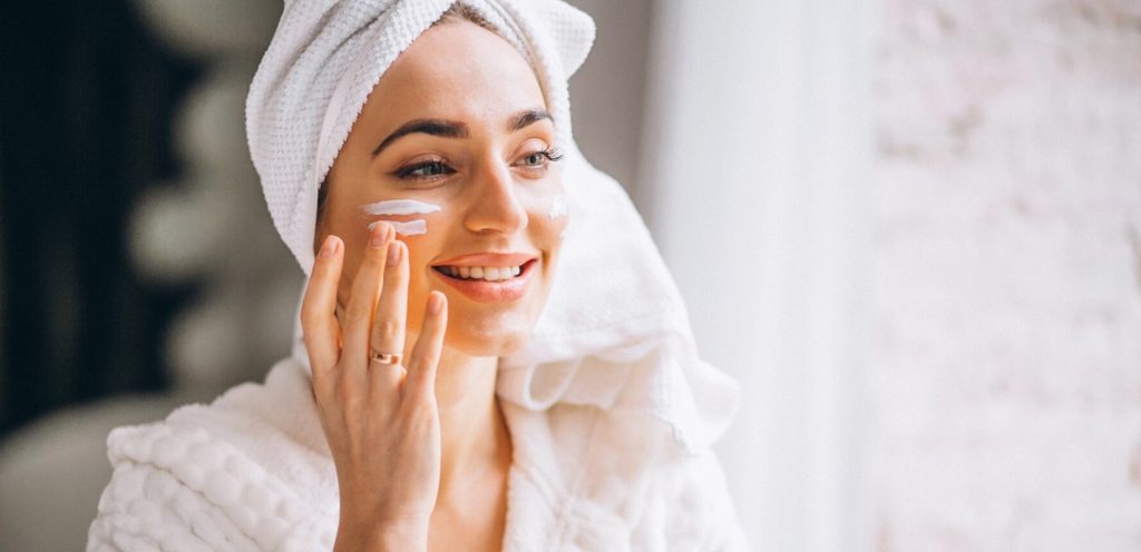 خطوات العناية بالبشرة بالترتيب