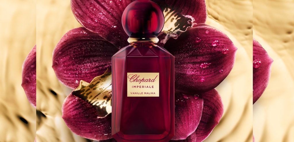 تخيل عطراً لا يجذب بحواسه فقط، بل يروي أيضاً قصة من الفخامة.